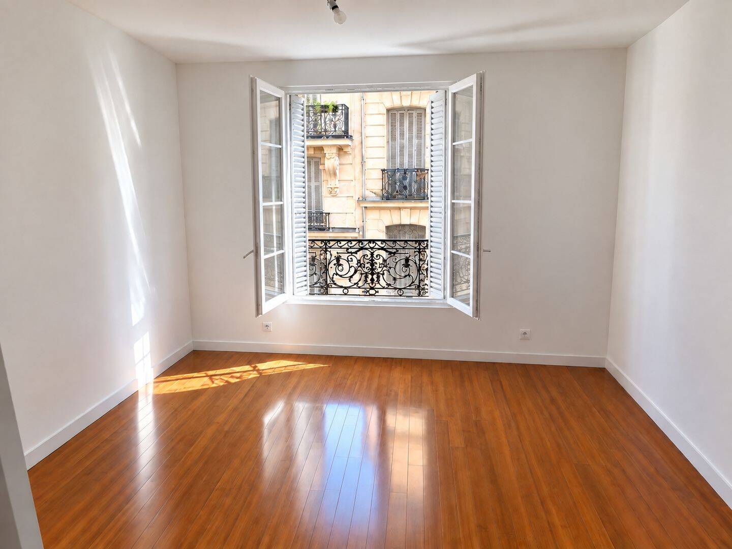 Appartement 3 pièces 55 m² · à Paris 12ème Arrondissement · 55,4 m² · 2 150 €/mois
