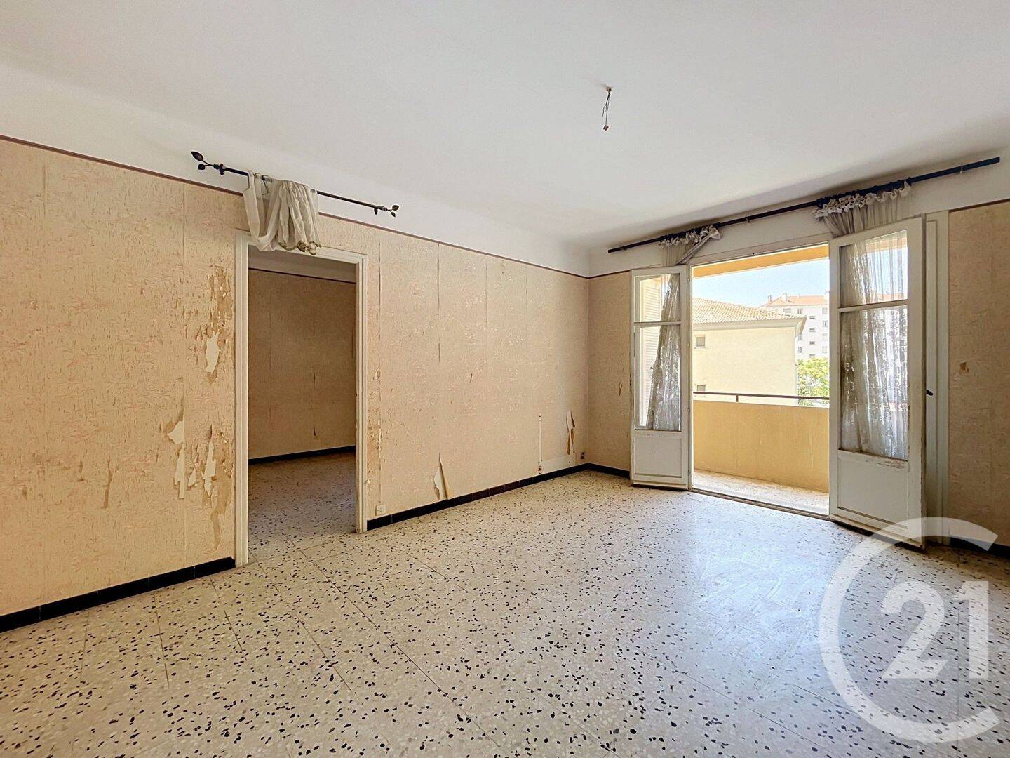 Appartement 3 pièces 77 m² · à Ajaccio · 77,1 m² · 175 000 €