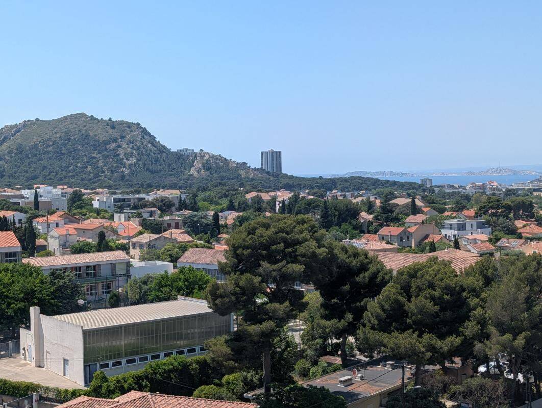 Appartement 4 pièces 71 m² · à Marseille 9ème Arrondissement · 70,5 m² · 195 000 €