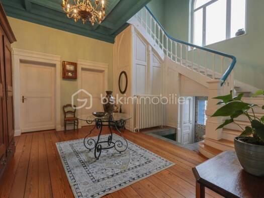 Maison à vendre 497 000 € 8 pièces 4 chambres 300 m² 1 374 m² de terrain Nilvange 57240