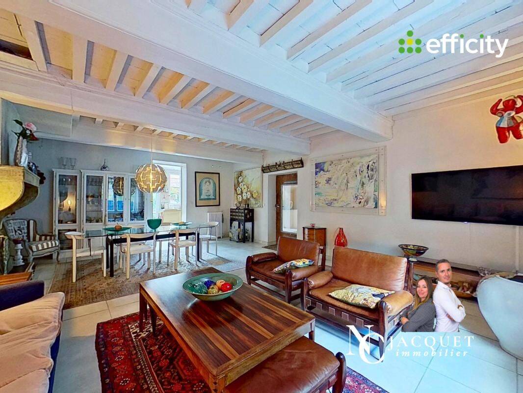 Maison 6 pièces 184 m² · à Rillieux-la-Pape · 184 m² · 570 000 €