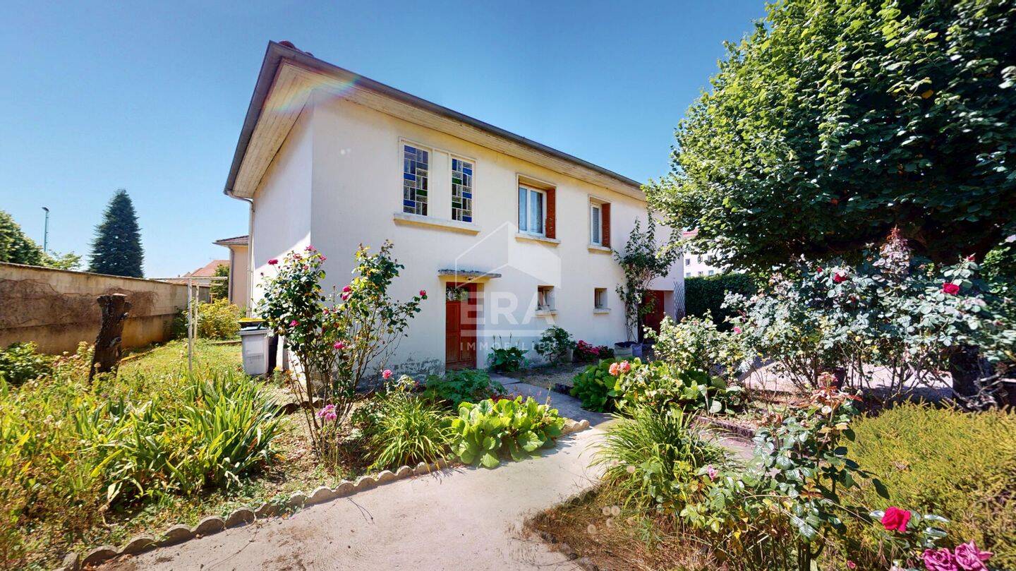 Maison 4 pièces 87 m² · à Lagnieu · 87 m² · 220 500 €