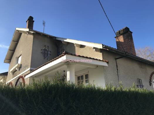 Maison à vendre 143 775 € 6 pièces 4 chambres 144 m² 722 m² de terrain Excideuil 24160