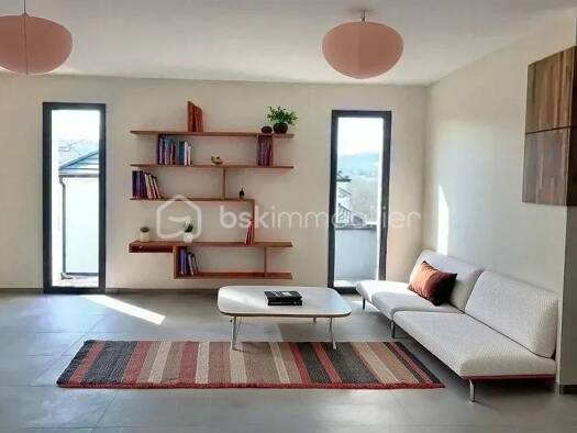 Maison de plain-pied à vendre 268 000 € 4 pièces 2 chambres 100 m² 700 m² de terrain Gan 64290