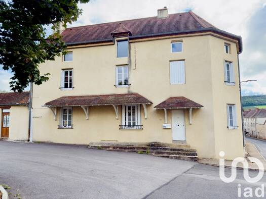 Immeuble à vendre 225 000 € 400 m² Salornay-sur-Guye 71250