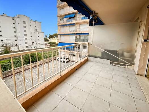 Appartement à vendre 255 000 € 2 pièces 2 chambres 54,6 m² Étage 3/5 Juan-les-Pins Antibes 06160