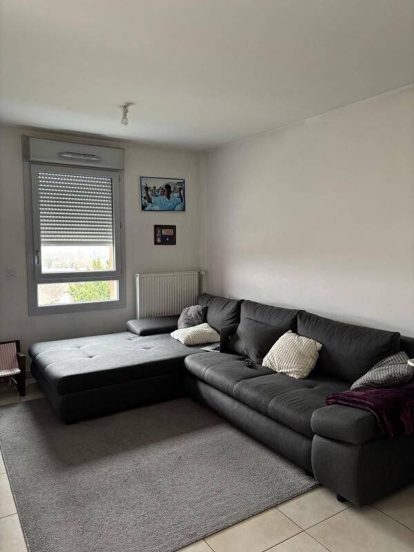 Appartement 3 pièces 62 m² · à Gex · 61,7 m² · 1 600 €