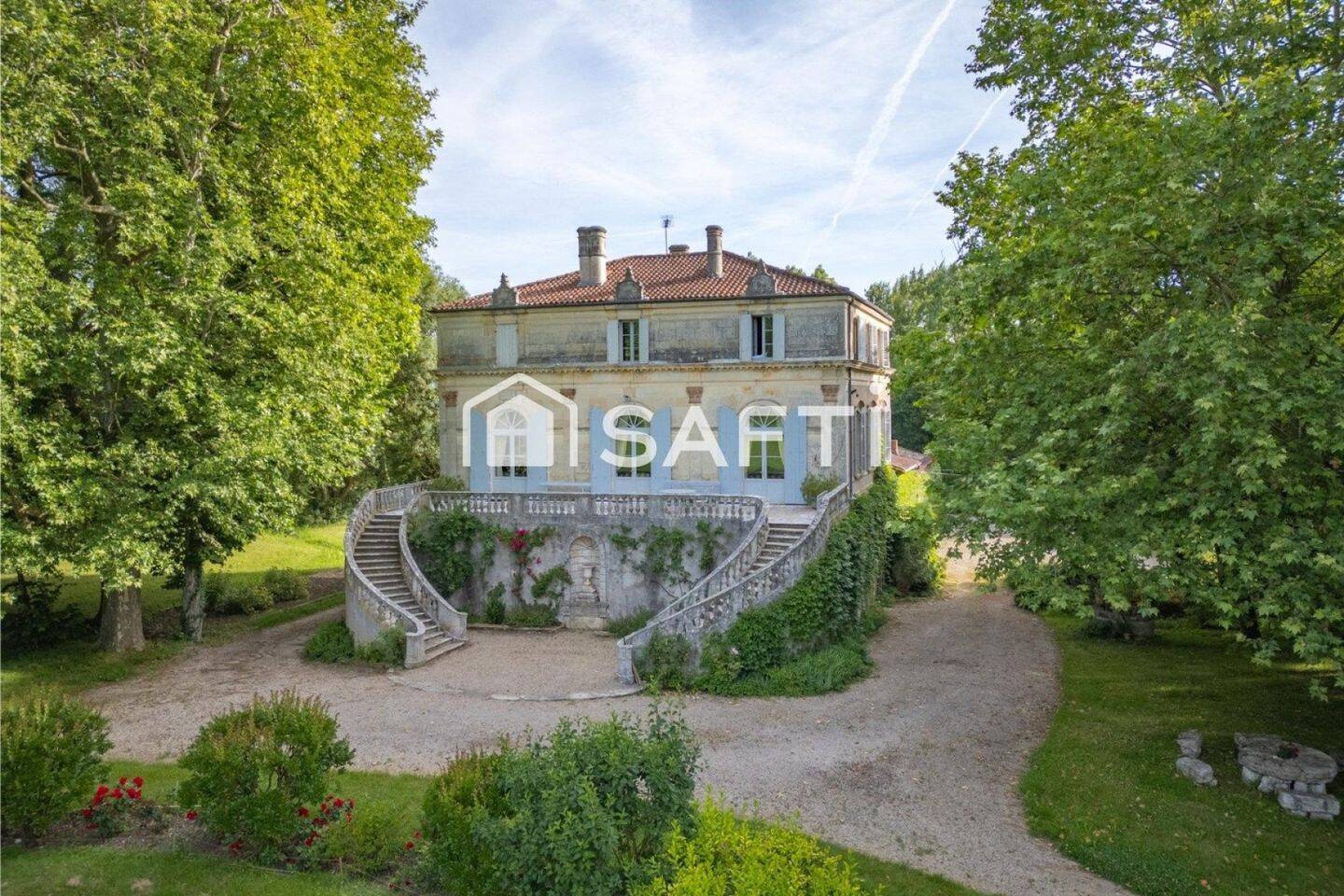 Maison 9 pièces 250 m² · à Pujols · 250 m² · 490 000 €