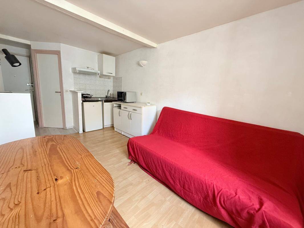 Appartement 1 pièce 15 m² · à Aire-sur-l'Adour · 15 m² · 271 €