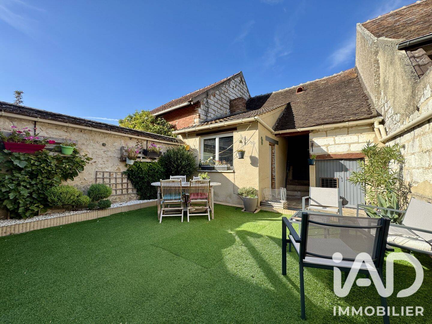 Maison 4 pièces 85 m² · à Villeneuve-la-Guyard · 85 m² · 130 000 €
