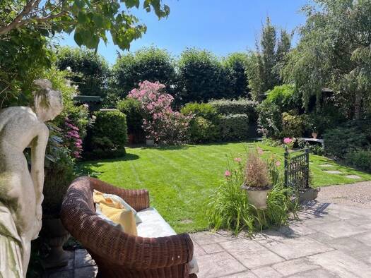 Maison à vendre 1 330 000 € 7 pièces 5 chambres 195 m² 250 m² de terrain Bécon Courbevoie 92400