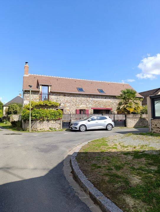 Maison 6 pièces 117 m² · à Sougé-le-Ganelon · 117 m² · 1 020 €