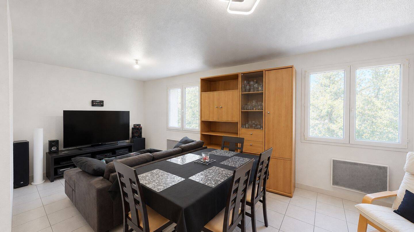 Appartement 3 pièces 55 m² · à Saint-Pierre-de-Chandieu · 55,3 m² · 245 000 €