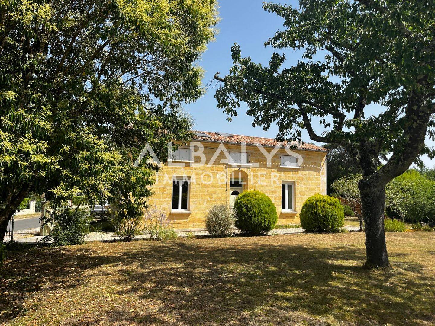 Maison 6 pièces 205 m² · à Créon · 205 m² · 539 000 €