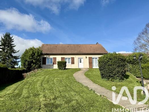 Maison à vendre 169 000 € 4 pièces 3 chambres 130 m² 2 213 m² de terrain Quinssaines 03380