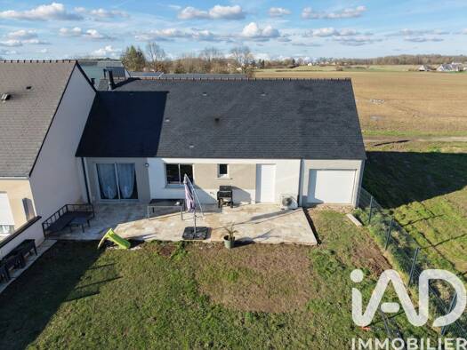 Maison de plain-pied à vendre 237 000 € 5 pièces 3 chambres 89 m² 403 m² de terrain Cinq-Mars-la-Pile 37130