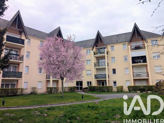 Appartement à vendre 118 000 € 2 pièces 1 chambre 43 m² Étage 3/3 Nord Gournay-en-Bray 76220