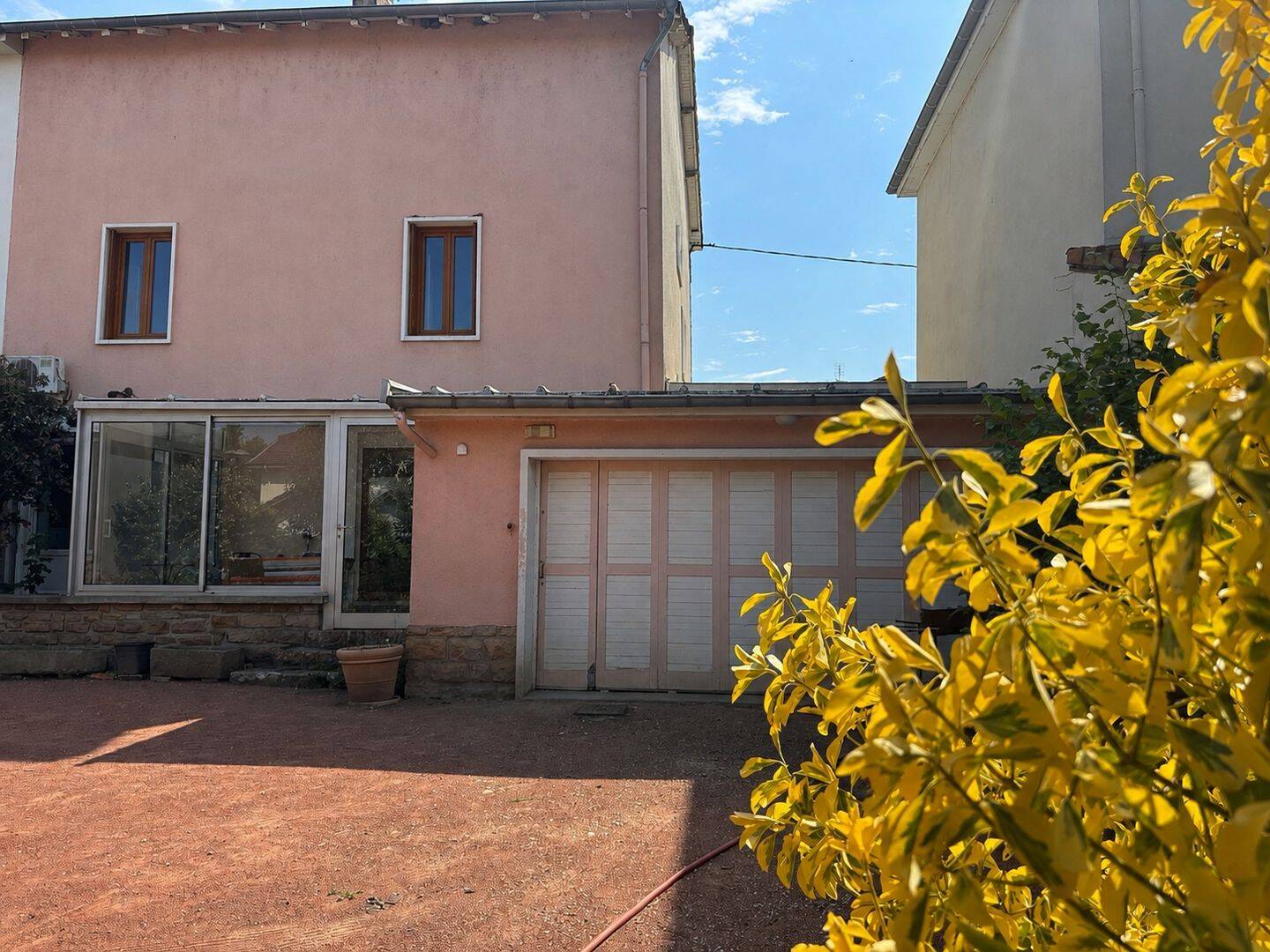 Maison 6 pièces 150 m² · à Vonnas · 150 m² · 319 900 €