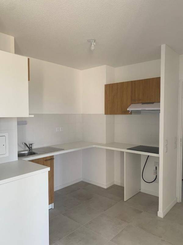 3 pièces 63 m² · à Cenon · 63 m² · 945 €/mois