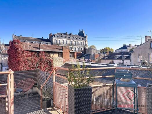 Duplex à vendre 366 275 € 6 pièces 3 chambres 152 m² Étage 2/2 Centre Ville Périgueux 24000