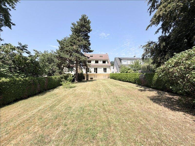 Maison 6 pièces 178 m² · à Verrières-le-Buisson · 178 m² · 2 650 €