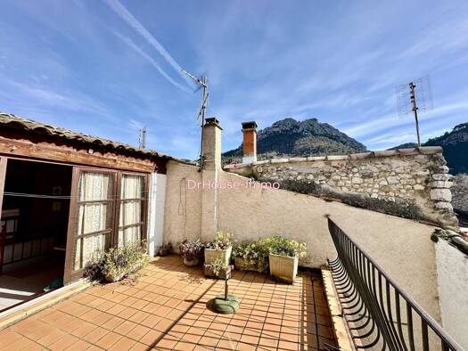 Maison à vendre 270 000 € 10 pièces 6 chambres 270 m² Buis-les-Baronnies 26170