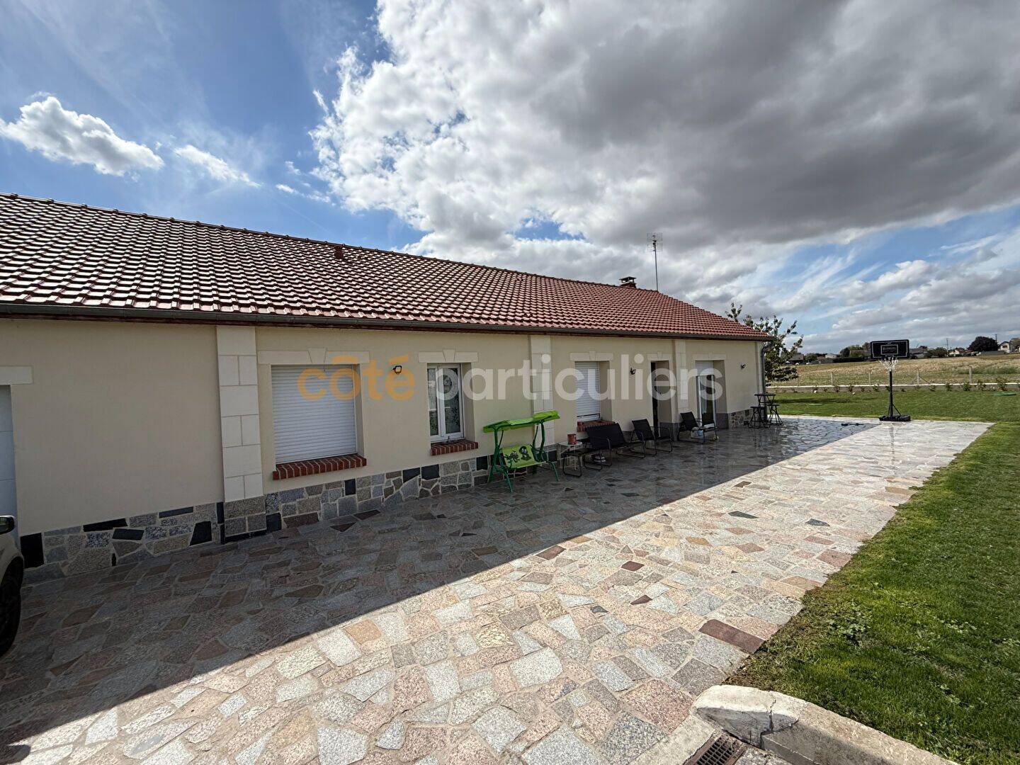 Maison 1 pièce 340 m² · à Muille-Villette · 339,8 m² · 582 750 €
