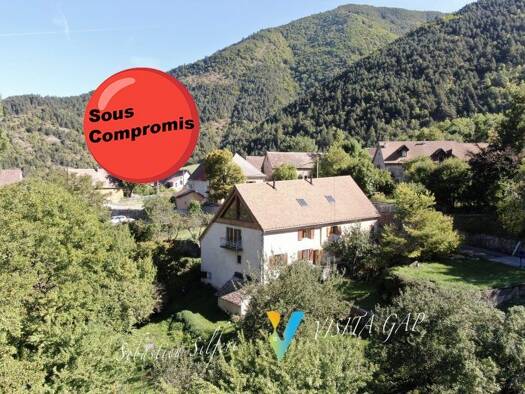 Maison à vendre 441 000 € 12 pièces 4 chambres 223 m² Corps 38970