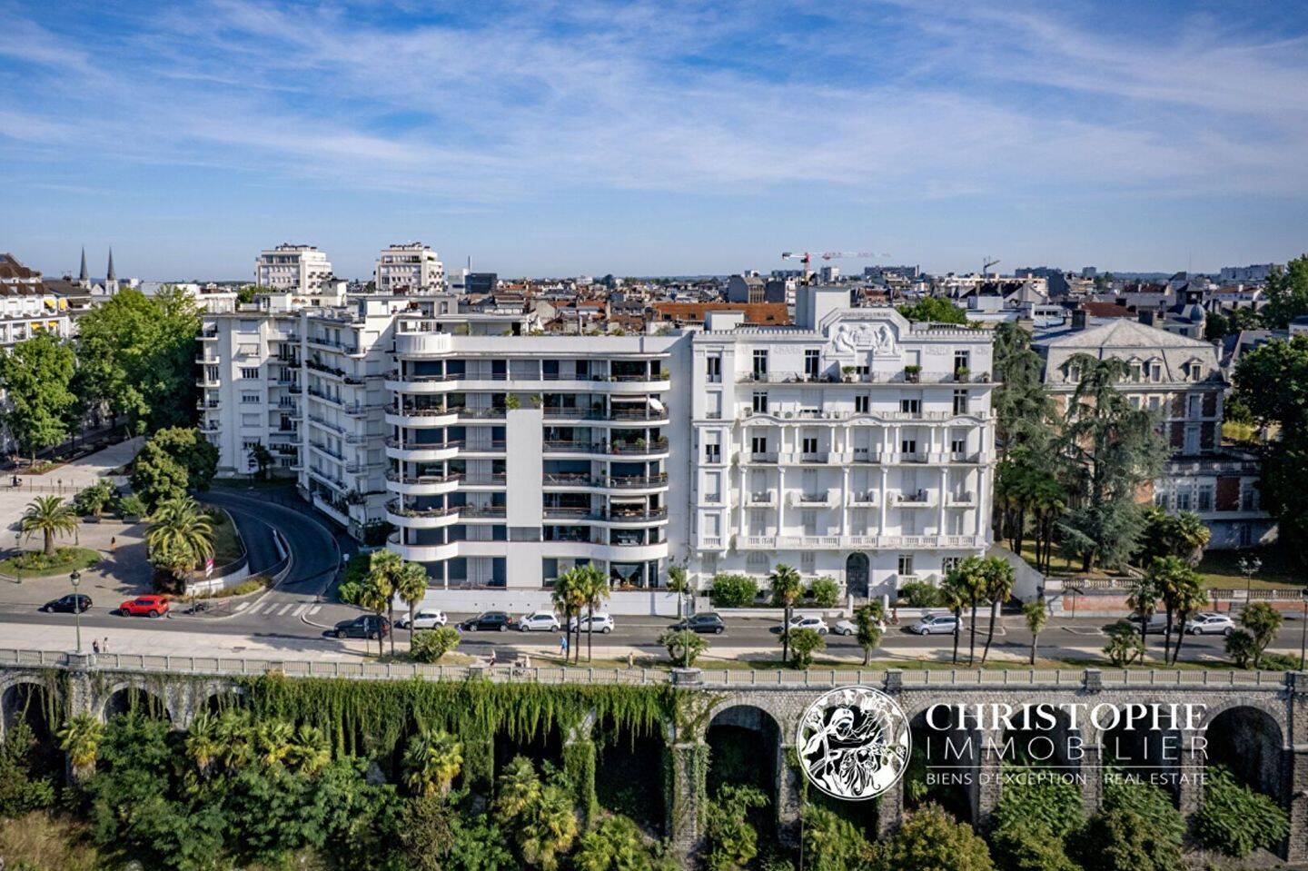 Appartement 6 pièces 178 m² · à Pau · 178 m² · 1 800 000 €