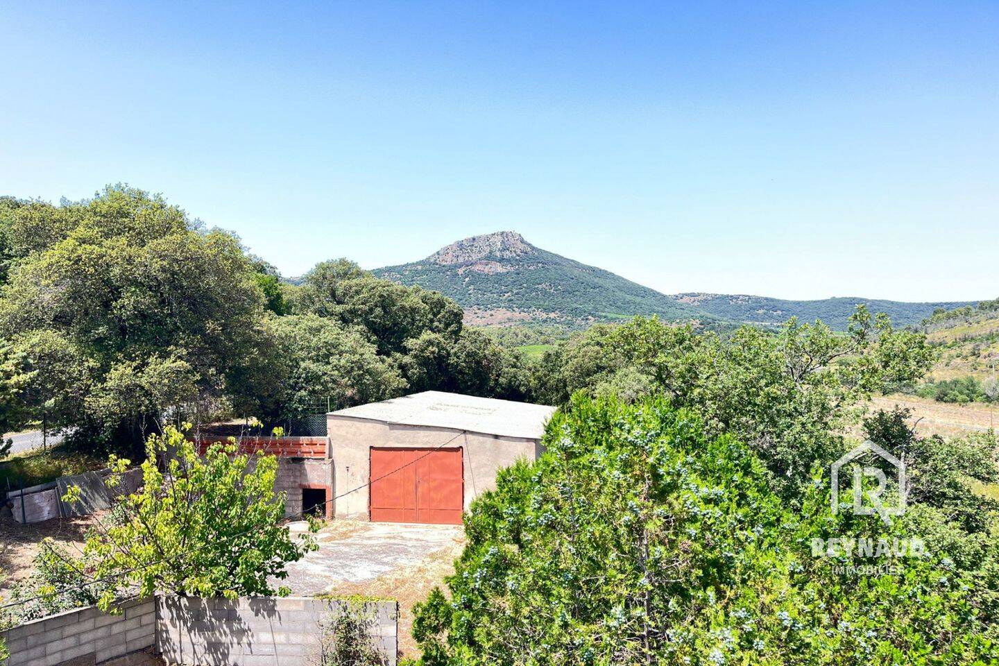 Maison 10 pièces 200 m² · à Cabrières · 200 m² · 273 000 €