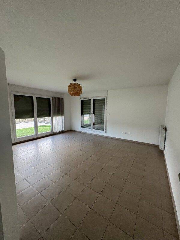 Appartement 3 pièces 98 m² · à Les Pavillons-sous-Bois · 98 m² · 1 411 €