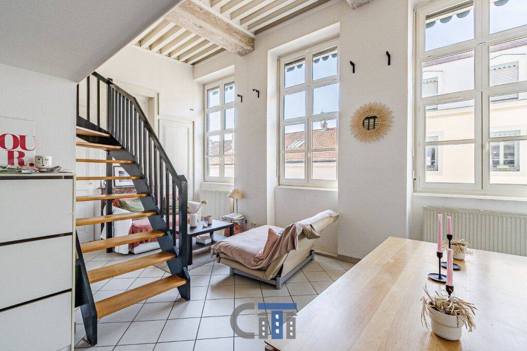 Appartement 3 pièces 63 m² · à Lyon 6ème Arrondissement · 63 m² · 329 000 €