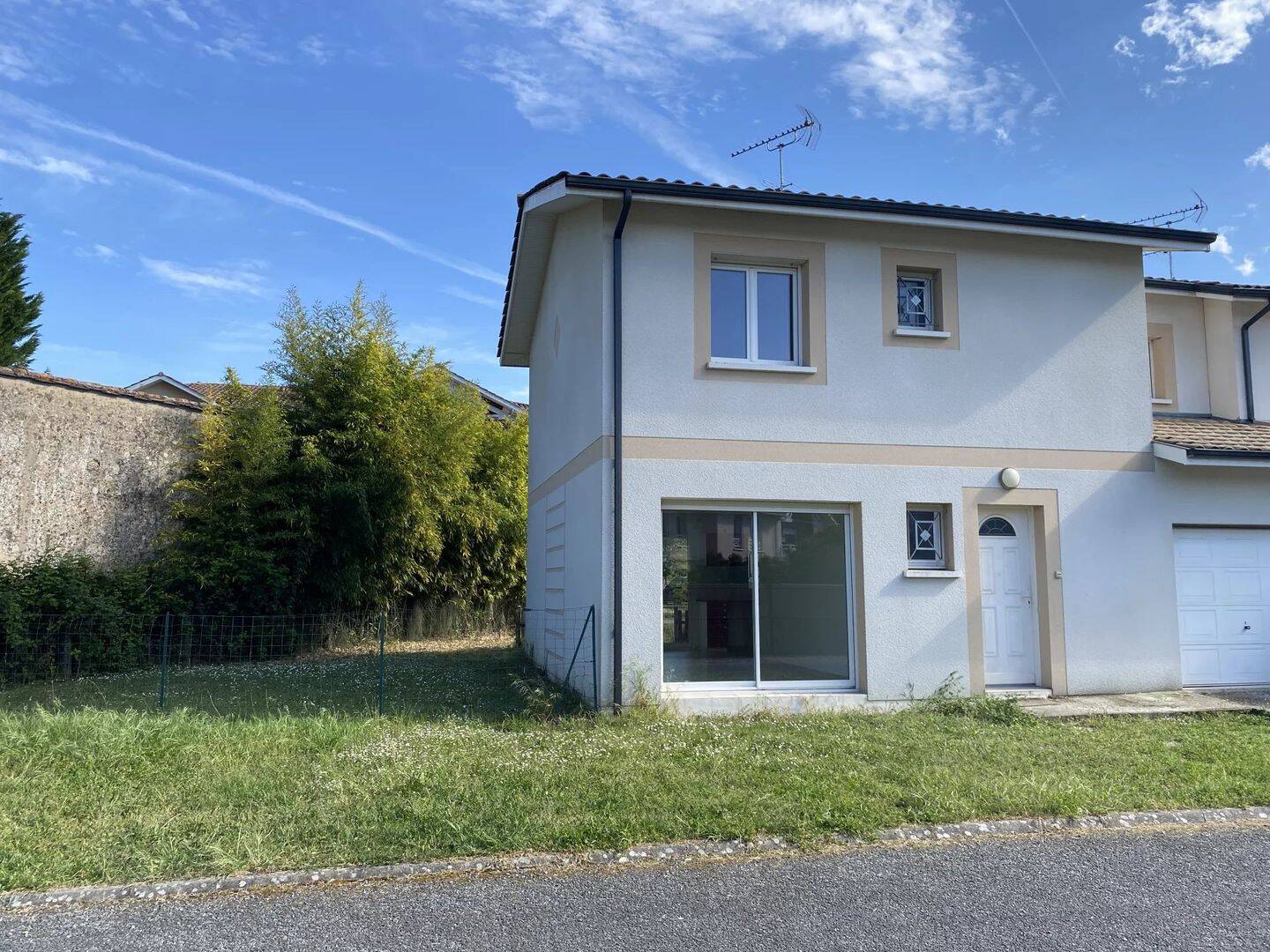 Maison 4 pièces 91 m² · à Castelnau-de-Médoc · 91 m² · 243 000 €