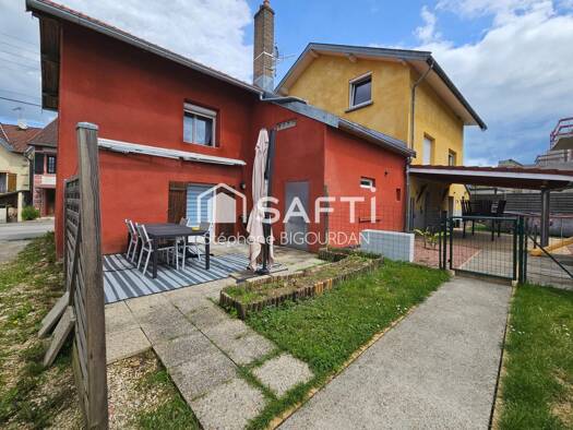 Maison à vendre 299 000 € 6 pièces 4 chambres 243 m² 651 m² de terrain Centre Ville Voujeaucourt 25420