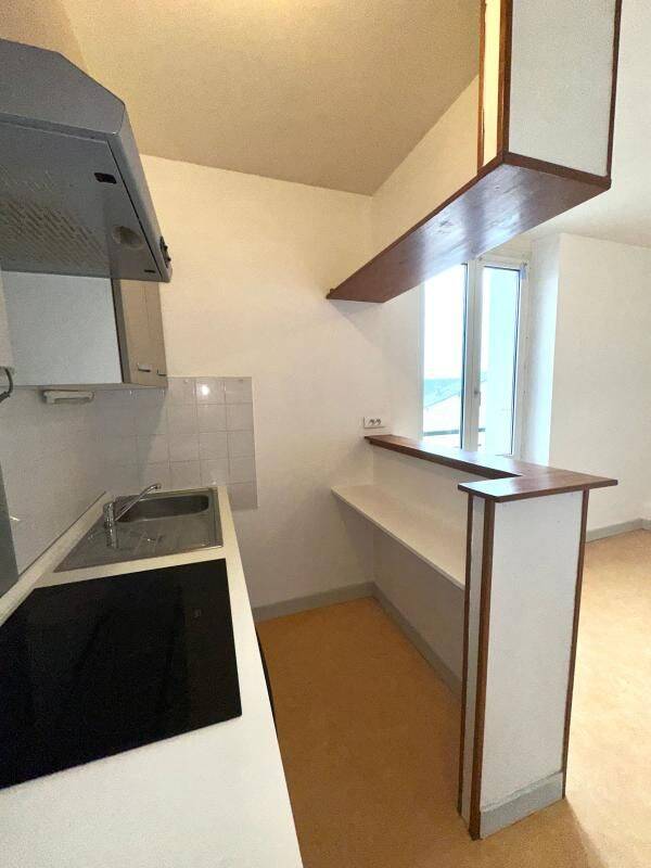 Appartement 2 pièces 29 m² · à Bessines-sur-Gartempe · 29,4 m² · 295 €/mois