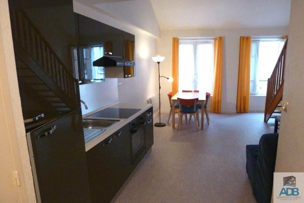Appartement 2 pièces 39 m² · à Roanne · 39 m² · 355 €