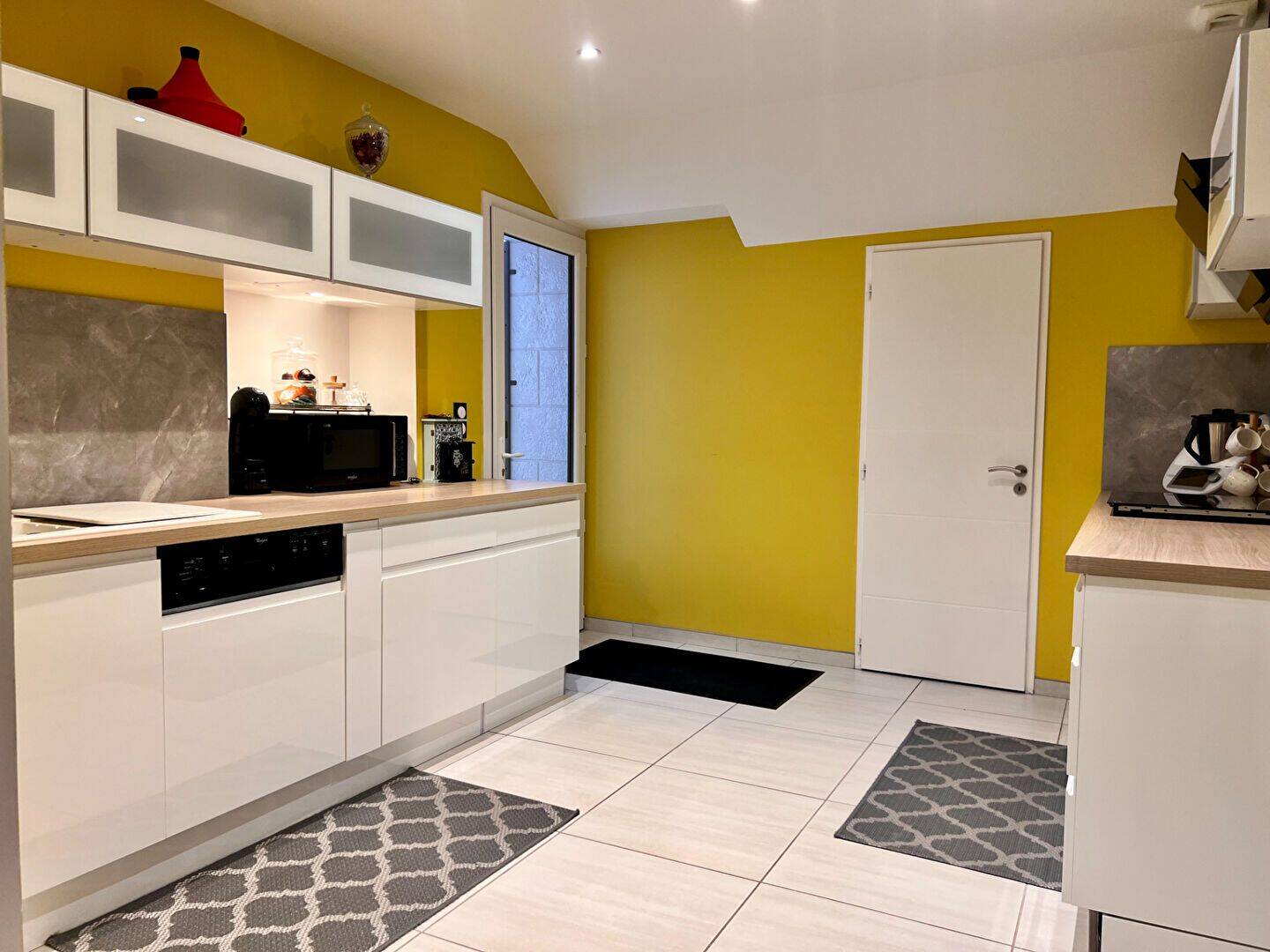 Maison 6 pièces 146 m² · à Saint-Éloi · 146,3 m² · 219 000 €