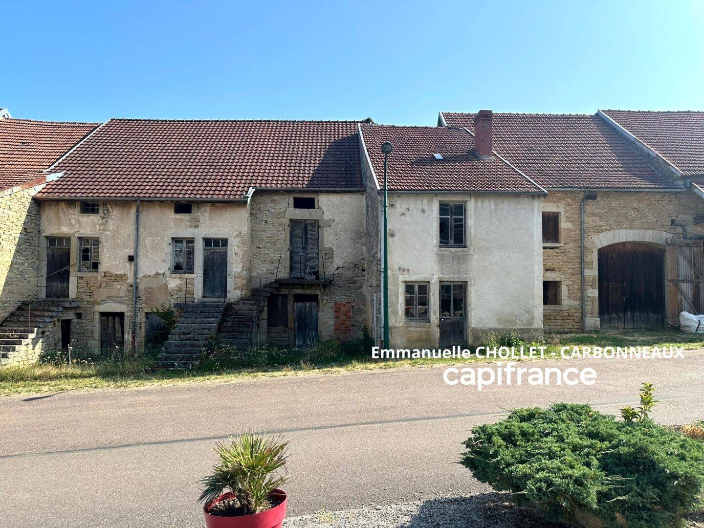 Maison 8 pièces 140 m² · à Massingy-lès-Vitteaux · 140 m² · 70 000 €