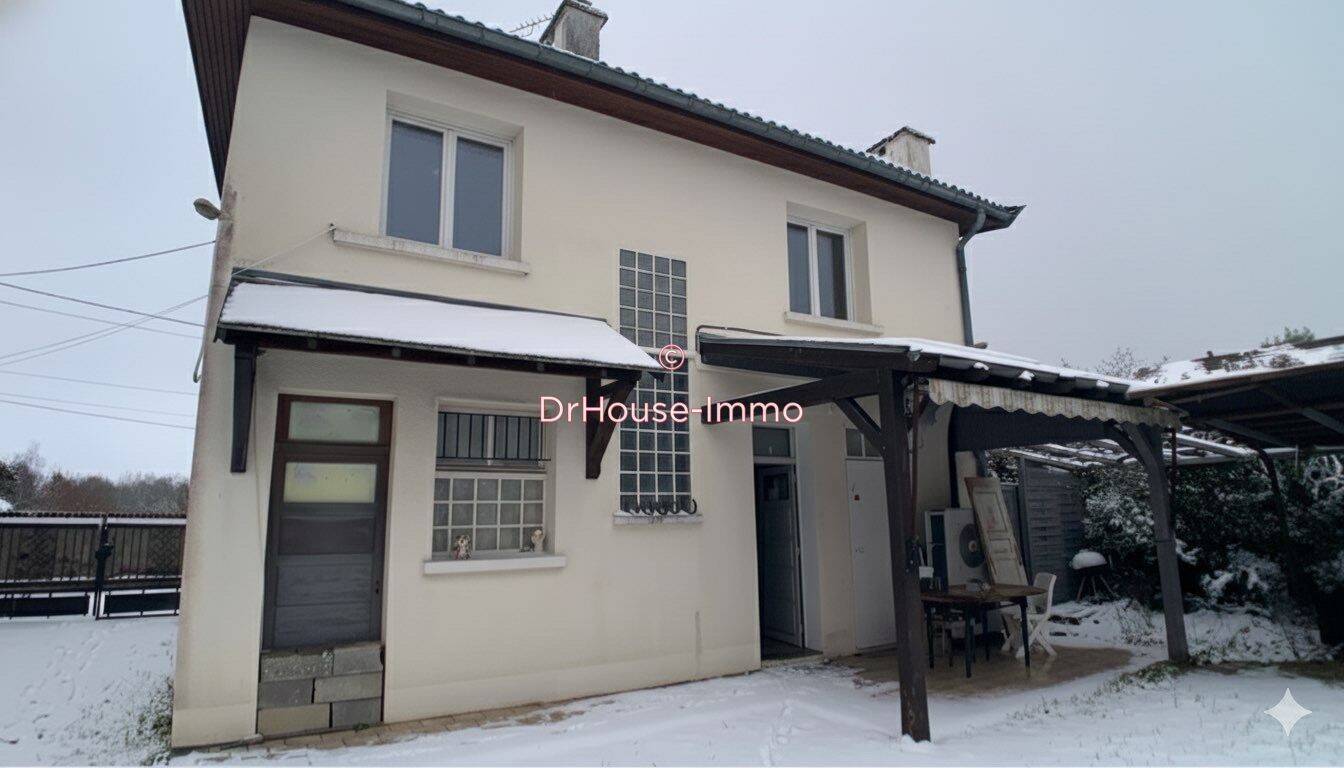 Maison 7 pièces 117 m² · à Amilly · 117 m² · 190 000 €