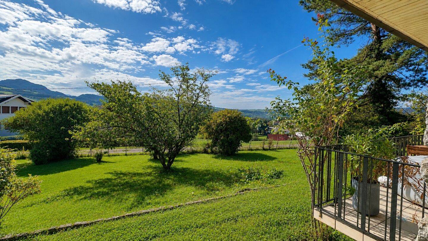 Maison 7 pièces 160 m² · à Viuz-en-Sallaz · 160 m² · 530 000 €