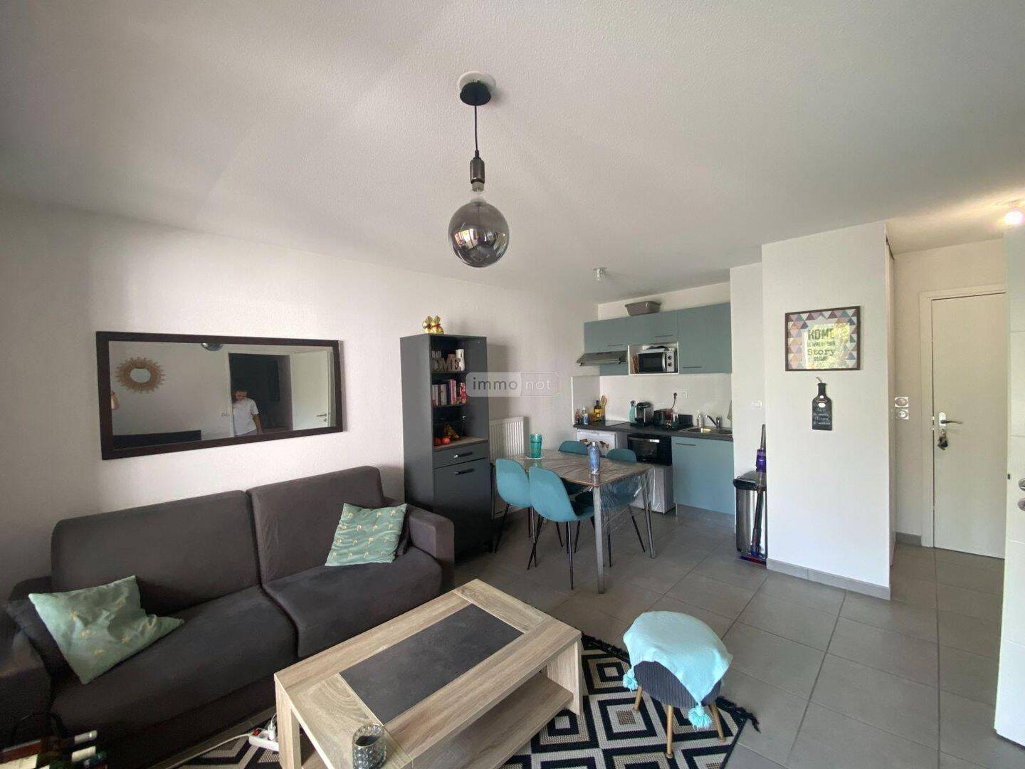 Appartement 2 pièces 42 m² · à Cenon · 42 m² · 900 €