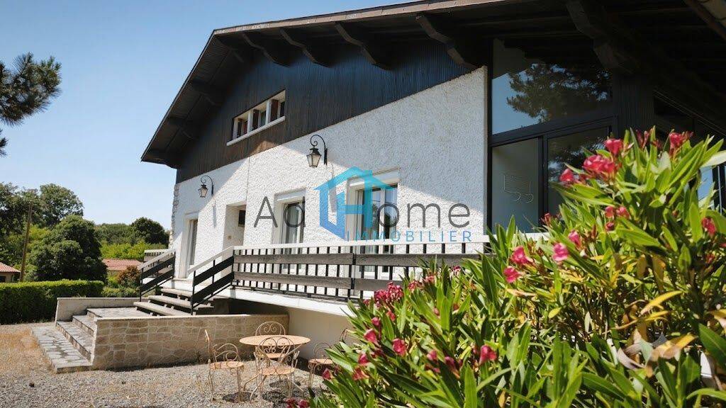Maison 6 pièces 179 m² · à Saint-Lys · 179 m² · 305 000 €
