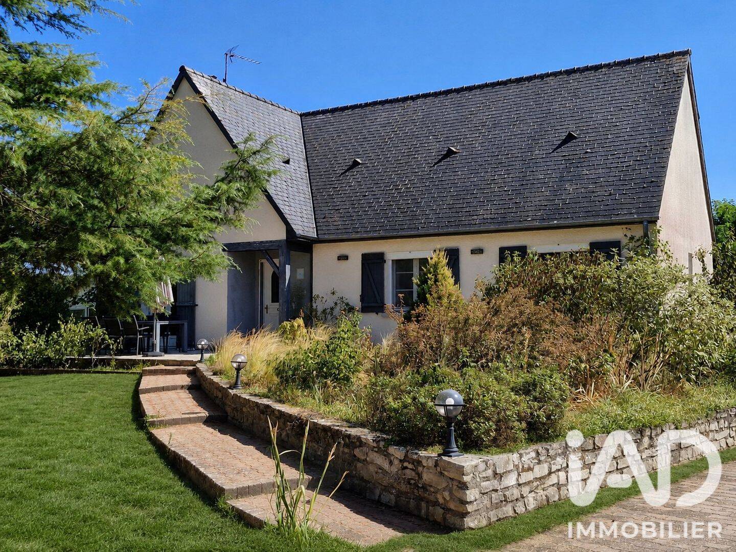 Maison 8 pièces 192 m² · à Chinon · 192,4 m² · 399 000 €