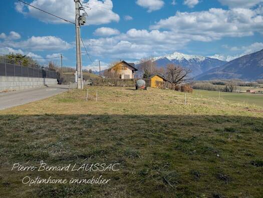 Terrain à vendre 99 500 € 665 m² de terrain Châteauneuf 73390