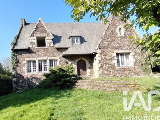 Maison à vendre 575 000 € 8 pièces 6 chambres 244 m² 4 035 m² de terrain Sud Lamballe 22400