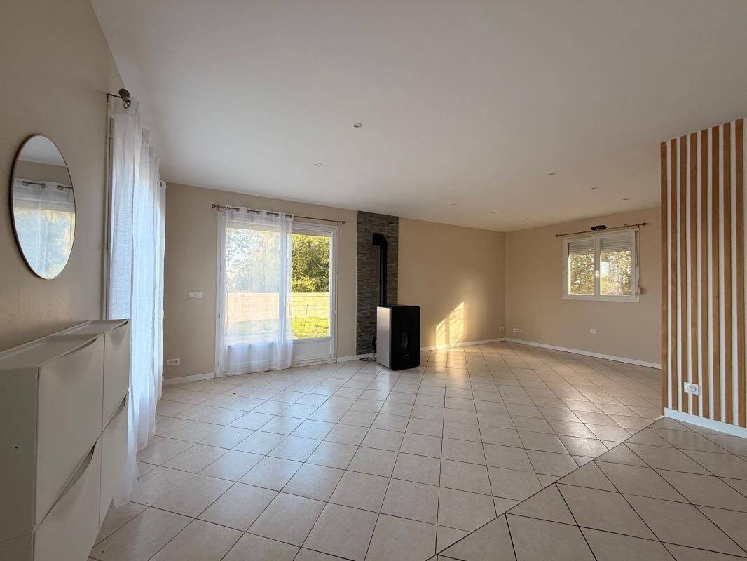 Maison 5 pièces 121 m² · à Saint-Symphorien-sur-Saône · 120,9 m² · 234 000 €