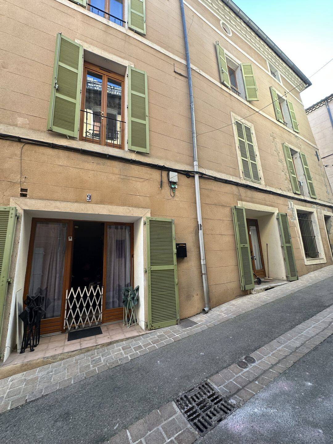 Appartement 2 pièces 27 m² · à Trets · 27,4 m² · 89 100 €