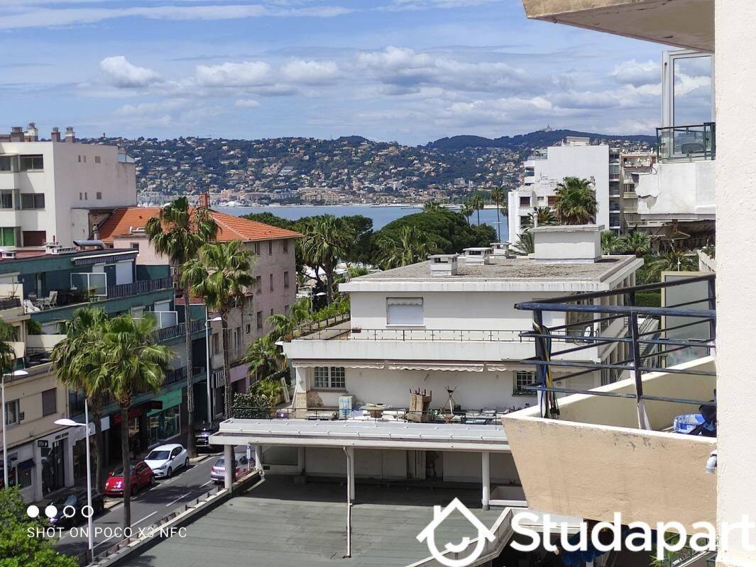 Appartement 3 pièces 52 m² · à Antibes · 52 m² · 1 200 €