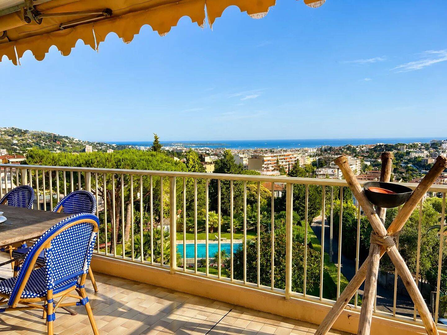 Appartement 3 pièces 83 m² · à Le Cannet · 83,4 m² · 528 000 €