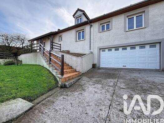 Maison de plain-pied à vendre 239 500 € 7 pièces 5 chambres 160 m² 696 m² de terrain Chaudefontaine 51800